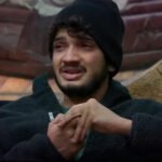 Bigg Boss 17: Munawar Faruqui weeps uncontrollably and offers a heartfelt apology to Ayesha Khan for 'betraying her';