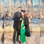 Akshay Kumar becomes emotional as 'superwoman' Twinkle Khanna completes her studies at the University of London.